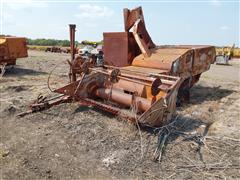 Ford Pull-Type Combine 