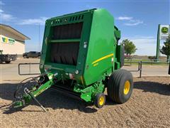 2019 John Deere 560R Round Baler 