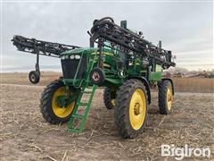 2013 John Deere 4830 Self-Propelled Sprayer 