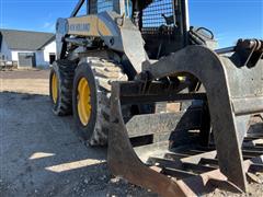 items/d42c96ff4cb2ed119ac40003fff922e3/2002newhollandl190superboomskidsteer_013db245885f473f93f59aa0f67a584f.jpg