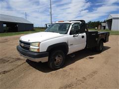 2006 Chevrolet Silverado 3500 4x4 Flatbed Pickup W/Pronghorn Bed 