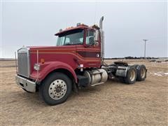 1989 White GMC WCL64T T/A Truck Tractor 