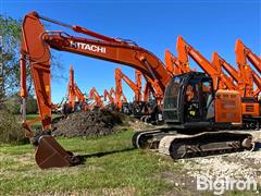 2020 Hitachi ZX225USRK-6 Excavator 