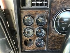 items/d4f0a9cd6824eb11844100155d72dfd2/1997kenwortht800btatrucktractorwwetkit_136fa8952da4425f800af2eebce5c696.jpg