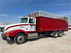 1990 International 9400 T/A Silage Truck 