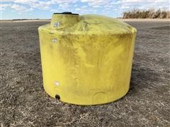 1500 Gallon Vertical Dome Poly Tank 