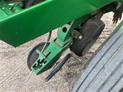 items/d5140fc3893cec11a3ee0003fff90bee/2009johndeere17608r30foldingplanter_18f614b283c9468eb5332a8b7f260580.jpg