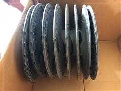 items/d5140fc3893cec11a3ee0003fff90bee/2009johndeere17608r30foldingplanter_1f310850d8f447d48d01300f85e94b91.jpg