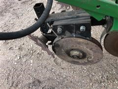items/d5140fc3893cec11a3ee0003fff90bee/2009johndeere17608r30foldingplanter_4b3497856df447db9f7c58c76abf858c.jpg