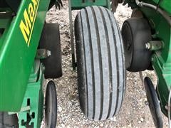 items/d5140fc3893cec11a3ee0003fff90bee/2009johndeere17608r30foldingplanter_a365ea9882d34750bc94e0b0b2e59dc3.jpg