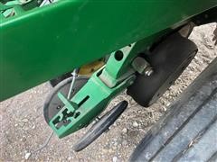 items/d5140fc3893cec11a3ee0003fff90bee/2009johndeere17608r30foldingplanter_d953395726364875acc5a7c6b5683852.jpg