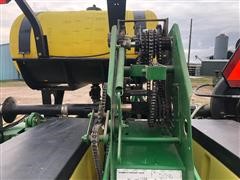 items/d5140fc3893cec11a3ee0003fff90bee/2009johndeere17608r30foldingplanter_d9f92bf52f804ab2912e545a28149003.jpg
