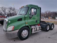 2011 Freightliner Cascadia 113 T/A Day Cab Truck Tractor W/2 Line Wet Kit 