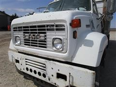 items/d5ffb7a7ccaeeb1189ee00155d424509/1975gmc9500tatwinscrewgraintruck_e2bd4db2b9e7437b8f2a598c7e8d562f.jpg