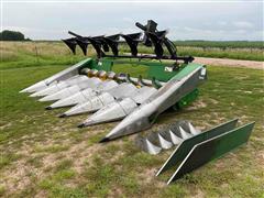 John Deere 643 6R30" Row Crop Corn Head W/Reel 