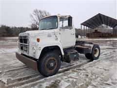 1982 Ford LN8000 S/A Truck Tractor 