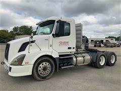 2006 Volvo VNL T/A Truck Tractor 