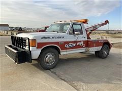 1987 Ford F350XLT Lariat S/A Tow Truck 