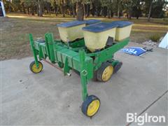 items/d692a813e29def1195f6000d3a620d5e/johndeere7000-71002row303pointmountplanter_4cc2b2d8d65145ac83f96bee27ceef53.jpg