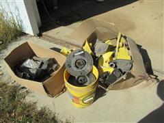 John Deere 12R Corn Plates & Vacum Units 