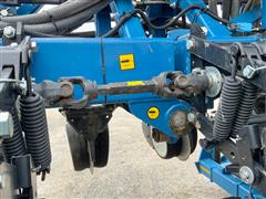 items/d6fefc8b3f85ee11a81c00224890f82c/2010kinze3600asd1632planter_370e13f0559a4ab89833a054b637fa76.jpg