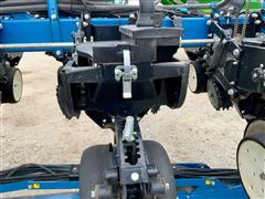 items/d6fefc8b3f85ee11a81c00224890f82c/2010kinze3600asd1632planter_f8b81029425347acb1f69f7693151d8f.jpg