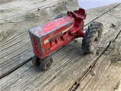 Ertl International 656 Toy Tractor 