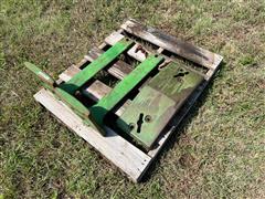 items/d7ba77070038ee11a81c000d3a61103f/johndeere4020frontendweights_b232a3e881734007b572e7fe3a7df49a.jpg