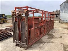 For-Most Headgate & Cattle Chute 