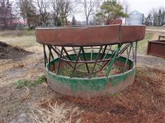 Trail Hand 8' Hay Feeder W/Insert 