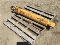 Caterpillar Hydraulic Cylinder 