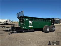 Art's Way X900 Manure Spreader 