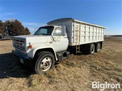 1985 GMC 7000 T/A Grain Truck 