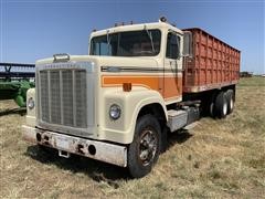 1973 International Transtar 4200 T/A Grain Truck 