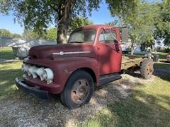 1952 Ford F6 S/A Cab & Chassis 