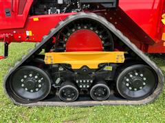 items/d85ace317c34ef11a2960022488fe55b/versatile610dttracktractor_87acae20ca0f4da4926e9aa158a91796.jpg