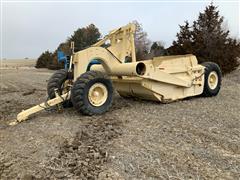 Caterpillar Pull Type Dirt Scraper 