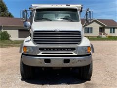 items/d88717c6251bed11b5cf00155d72f54a/2005sterlinglt9500tadumptruck_59635ac6a2b24558b32589467ff4d7f6.jpg