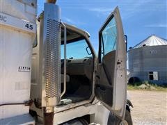 items/d88717c6251bed11b5cf00155d72f54a/2005sterlinglt9500tadumptruck_864b053f6f9d47f4a3bf52b4ea143f21.jpg