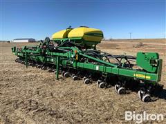 2010 John Deere 1720 16R30" Stack Fold CCS Planter 