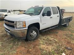 2013 Chevrolet Silverado 3500 HD 2WD Crew Cab Flatbed Pickup 