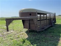1979 S&S 24’ T/A Gooseneck Livestock Trailer 