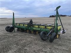 John Deere 7300 MaxEmerge 2 8 Row Planter 