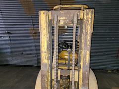 items/d9fd3a01f168ed11a76e0003fff91796/allis-chalmersft2524ps2500lb.capacityforklift_0808550e1f30478db67e613a7e9c2de2.jpg