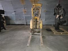 items/d9fd3a01f168ed11a76e0003fff91796/allis-chalmersft2524ps2500lb.capacityforklift_d7c76633a4ce48e1904b27c905fb7f5e.jpg