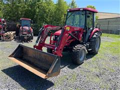 Mahindra 2655 MFWD Compact Utility Tractor W/Loader 