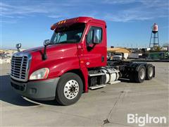 2014 Freightliner Cascadia 125 T/A Truck Tractor 