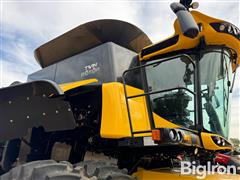 items/da64f2386296ef1195f6000d3a620d5e/2017newhollandcr7.90combine_5c694e50e89748fbb13bda08024c52b6.jpg