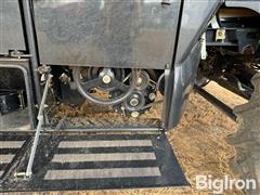 items/da64f2386296ef1195f6000d3a620d5e/2017newhollandcr7.90combine_7086d931624041efaf2286ddb83d80de.jpg