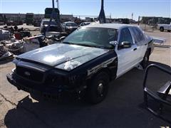 2005 Ford Crown Victoria Police Sedan For Parts 